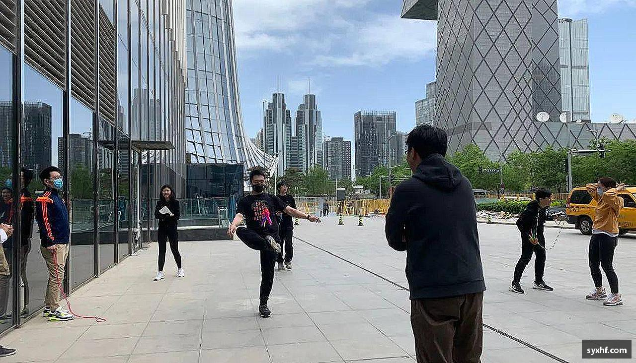 挑战自我，勇往直前！